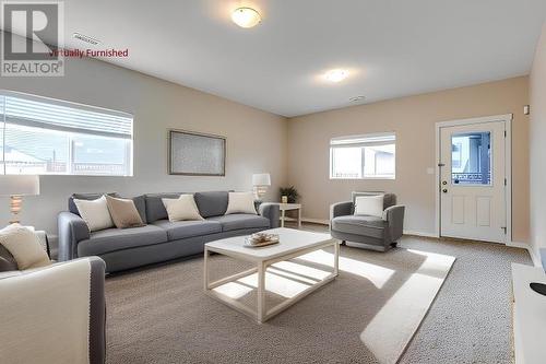 7587 Creekside Way, Prince George, BC - Indoor Photo Showing Living Room