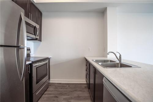 101 Shoreview Place|Unit #538, Hamilton, ON - Indoor Photo Showing Kitchen With Stainless Steel Kitchen With Double Sink