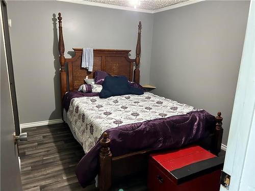 68 Elm Drive, Killarney, MB - Indoor Photo Showing Bedroom