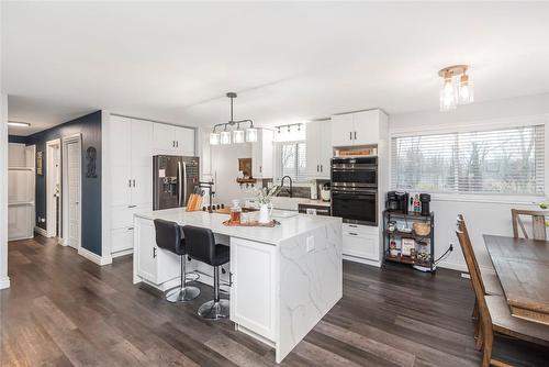 1569 North Shore Drive, Dunnville, ON - Indoor Photo Showing Kitchen With Upgraded Kitchen