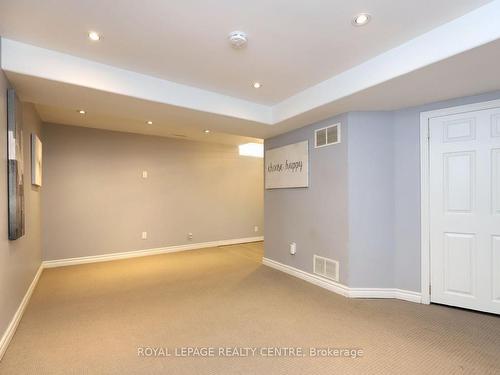 4142 Quaker Hill Dr, Mississauga, ON - Indoor Photo Showing Other Room