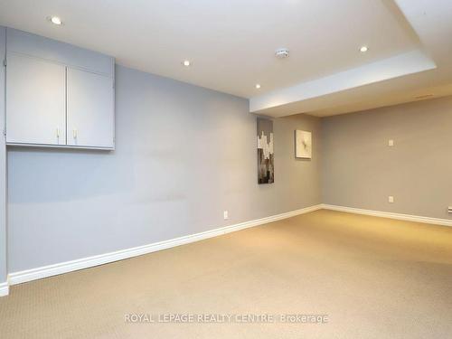 4142 Quaker Hill Dr, Mississauga, ON - Indoor Photo Showing Other Room