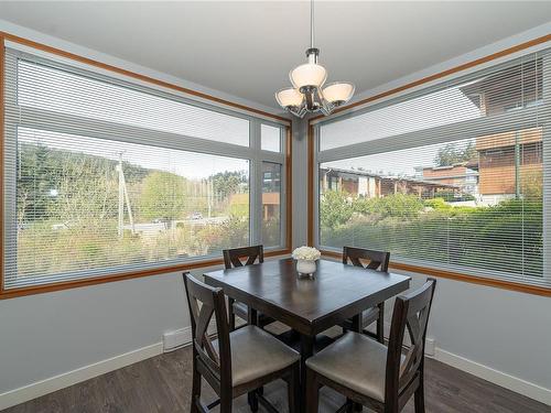 108-150 Nursery Hill Dr, View Royal, BC - Indoor Photo Showing Dining Room