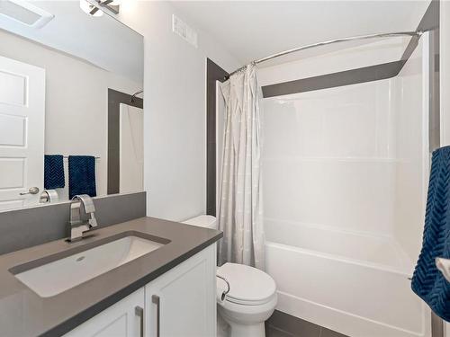 3359 Curlew St, Colwood, BC - Indoor Photo Showing Bathroom