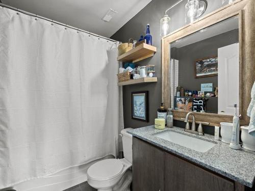 1837 Miller Rd, Merritt, BC - Indoor Photo Showing Bathroom