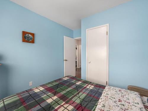 644 Brandon Ave, Kamloops, BC - Indoor Photo Showing Bedroom
