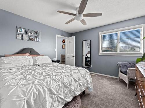 172 Chancellor Drive, Kamloops, BC - Indoor Photo Showing Bedroom