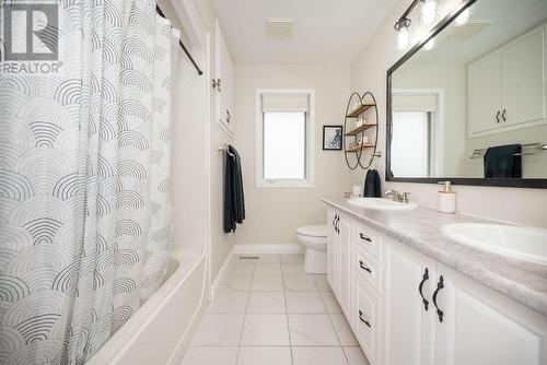 30 Jamie Crescent, Petawawa, ON - Indoor Photo Showing Bathroom