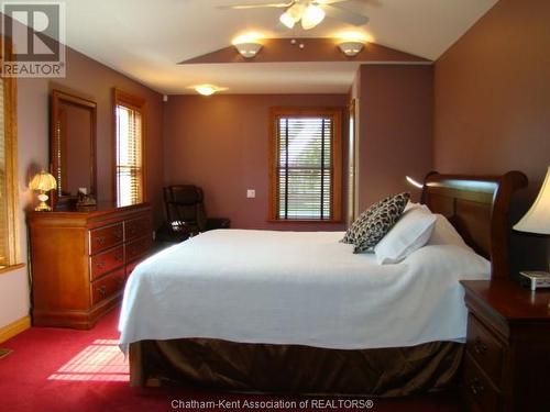 13725 Spence Line, Chatham-Kent, ON - Indoor Photo Showing Bedroom