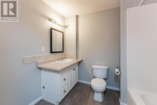 6530 Burkitt Road, Prince George, BC - Indoor Photo Showing Bathroom
