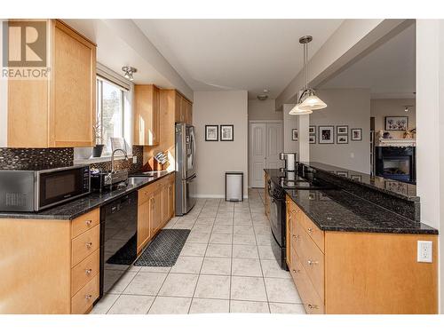 1798 Olympus Way Unit# 8, West Kelowna, BC - Indoor Photo Showing Kitchen With Double Sink