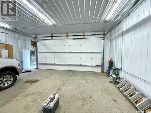1006 E Road Allowance, Edam, SK - Indoor Photo Showing Garage