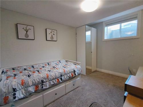 2719 Torrey Pines Way, London, ON - Indoor Photo Showing Bedroom