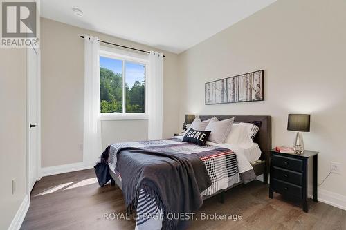 4400 518 Highway East, Kearney, ON - Indoor Photo Showing Bedroom