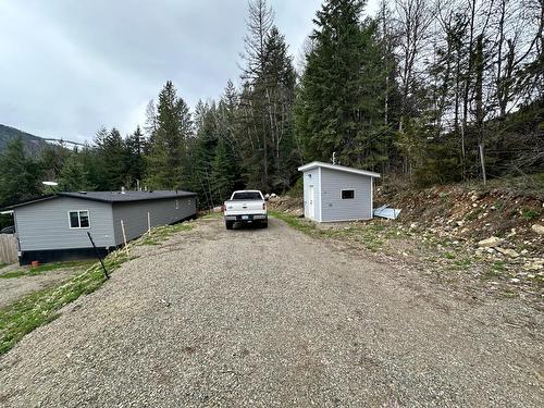 4248 Ross Spur Road, Ross Spur, BC - Outdoor