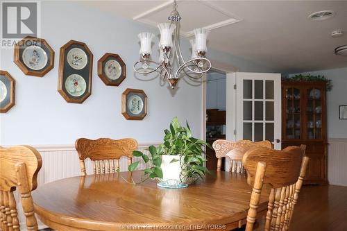 931 Charing Cross Rd Road, Chatham, ON - Indoor Photo Showing Dining Room
