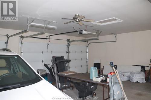 931 Charing Cross Rd Road, Chatham, ON - Indoor Photo Showing Garage