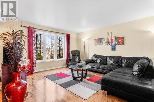 771 Du Bercail Street, L'Orignal, ON - Indoor Photo Showing Living Room