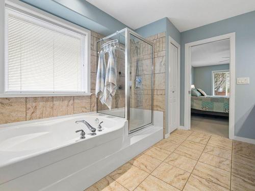 4924 Windsong Crescent, Kelowna, BC - Indoor Photo Showing Laundry Room