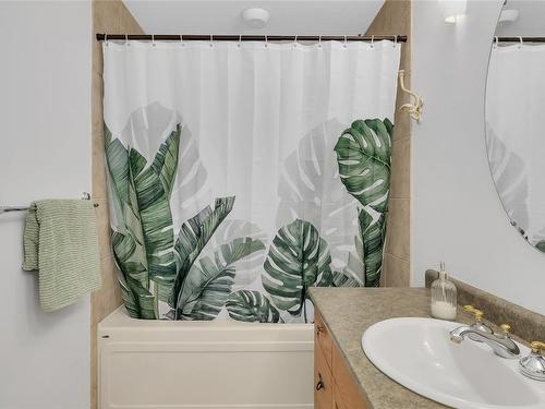 1686 Pritchard Drive, West Kelowna, BC - Indoor Photo Showing Bathroom