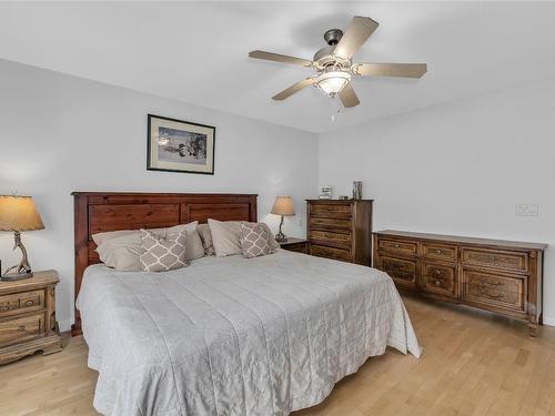 1686 Pritchard Drive, West Kelowna, BC - Indoor Photo Showing Bedroom
