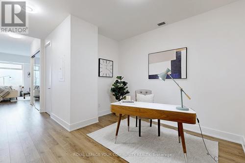 #1828 -111 St Clair Ave W, Toronto, ON - Indoor Photo Showing Office