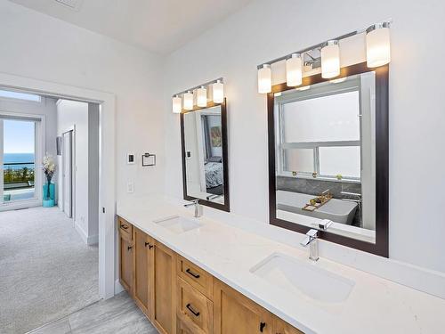 533 Gurunank Lane, Colwood, BC - Indoor Photo Showing Bathroom