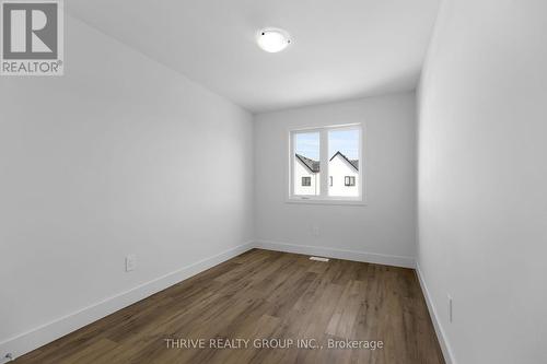 #56 -1595 Capri Cres, London, ON - Indoor Photo Showing Other Room