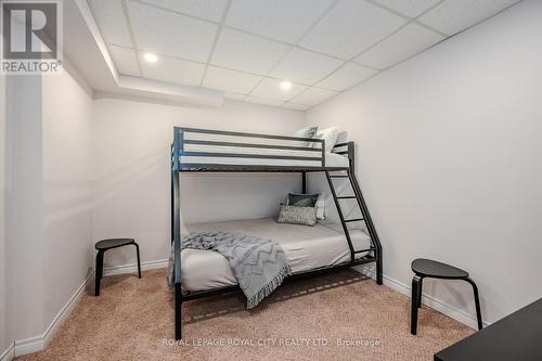 21 Kortright Rd E, Guelph, ON - Indoor Photo Showing Bedroom
