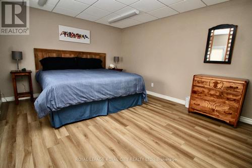 88 Main Street, Northern Bruce Peninsula, ON - Indoor Photo Showing Bedroom