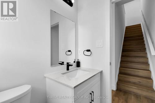 #58 -1595 Capri Cres, London, ON - Indoor Photo Showing Bathroom