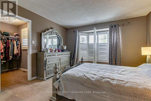 78 Benedict Crt, London, ON - Indoor Photo Showing Bedroom