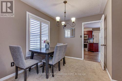 78 Benedict Court, London, ON - Indoor Photo Showing Dining Room