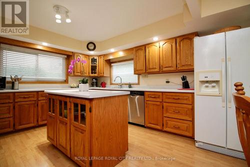 7213 6 Highway, Northern Bruce Peninsula, ON - Indoor Photo Showing Kitchen