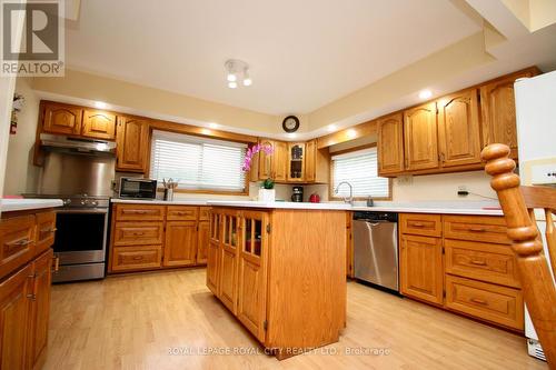 7213 6 Highway, Northern Bruce Peninsula, ON - Indoor Photo Showing Kitchen