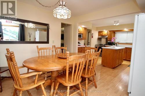 7213 6 Highway, Northern Bruce Peninsula, ON - Indoor Photo Showing Dining Room