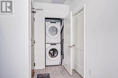 #2712 -108 Garment St, Kitchener, ON - Indoor Photo Showing Laundry Room