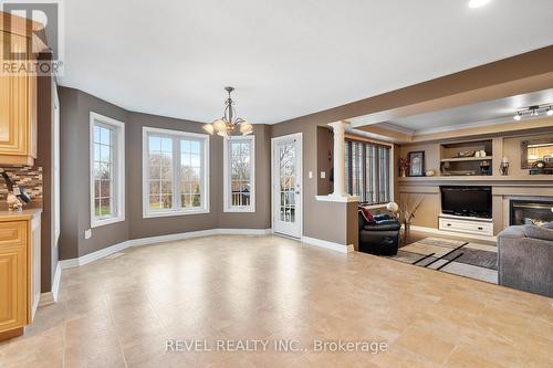 279 Lakeshore Rd W, Port Colborne, ON - Indoor With Fireplace