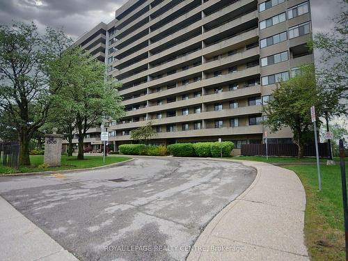 309-1300 Mississauga Valley Blvd, Mississauga, ON - Outdoor With Balcony With Facade