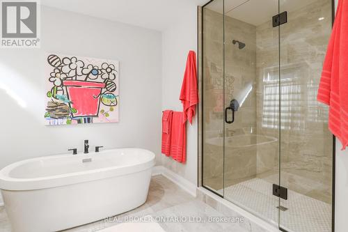 579 Victoria Street, Scugog, ON - Indoor Photo Showing Bathroom