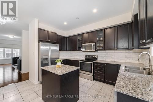 6 Aspen Hills Rd, Brampton, ON - Indoor Photo Showing Kitchen With Stainless Steel Kitchen With Double Sink With Upgraded Kitchen