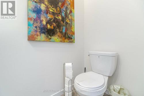 2 Seacoasts Circle, Vaughan, ON - Indoor Photo Showing Bathroom
