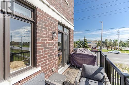 2 Seacoasts Circle, Vaughan, ON - Outdoor With Balcony With Exterior
