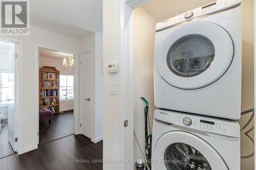 2 Seacoasts Circ, Vaughan, ON - Indoor Photo Showing Laundry Room