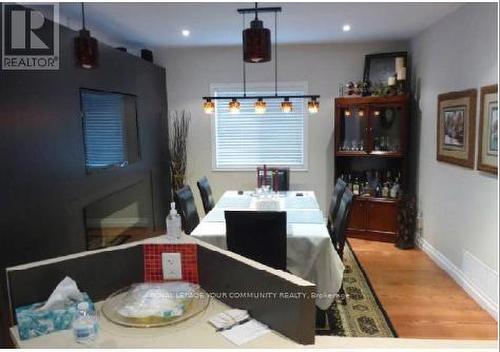 126 Clarence St, Vaughan, ON - Indoor Photo Showing Dining Room