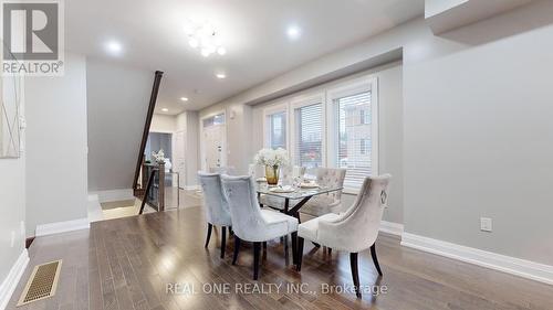 33 Bellflower Lane, Richmond Hill, ON - Indoor Photo Showing Dining Room