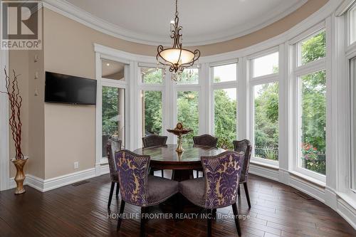 7645 16Th Sdrd, King, ON - Indoor Photo Showing Dining Room