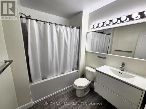 U A 85 Walter Ave, Newmarket, ON - Indoor Photo Showing Bathroom