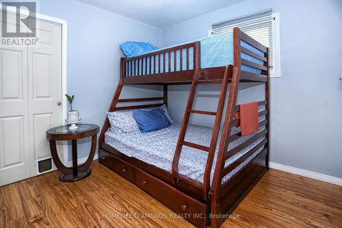 150 Bayview Avenue, Georgina, ON - Indoor Photo Showing Bedroom