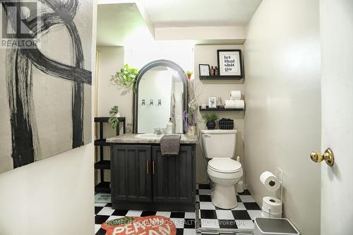 150 Bayview Avenue, Georgina, ON - Indoor Photo Showing Bathroom